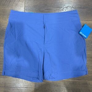 Women shorts NWT